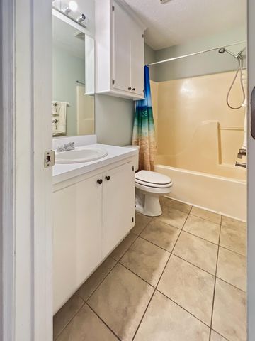 5472 Altamaha Drive, North Charleston, SC 29420