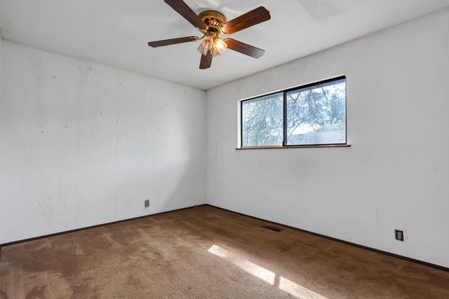 240 D Street, Tehama, CA 96090