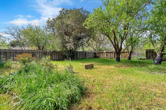 240 D Street, Tehama, CA 96090