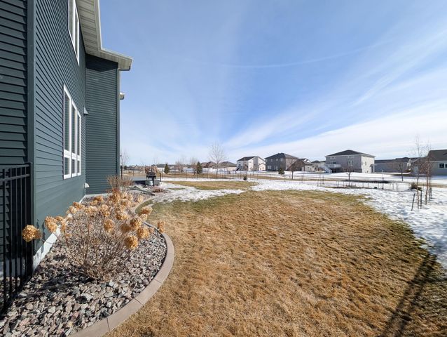 2858 RIVERS BEND Drive E, West Fargo, ND 58078