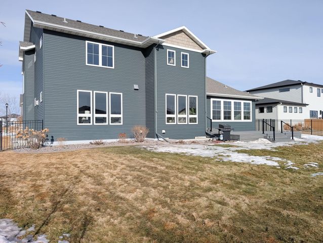 2858 RIVERS BEND Drive E, West Fargo, ND 58078