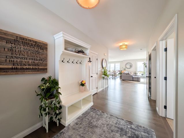 2858 RIVERS BEND Drive E, West Fargo, ND 58078