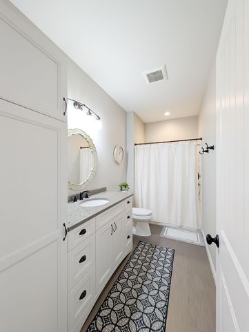 2858 RIVERS BEND Drive E, West Fargo, ND 58078