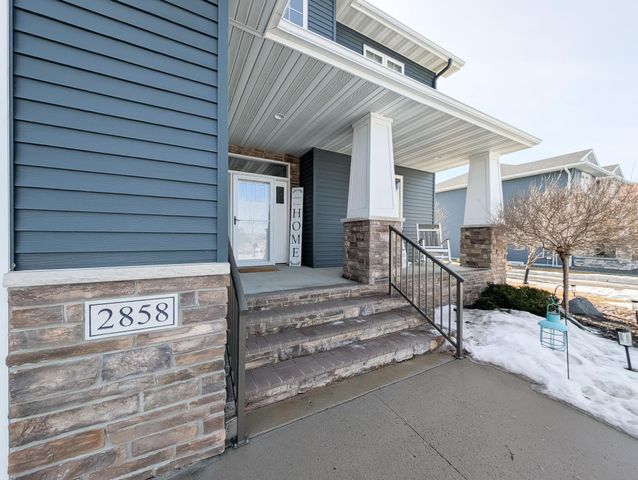 2858 RIVERS BEND Drive E, West Fargo, ND 58078