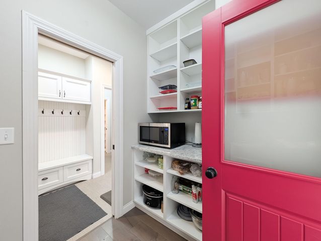 2858 RIVERS BEND Drive E, West Fargo, ND 58078