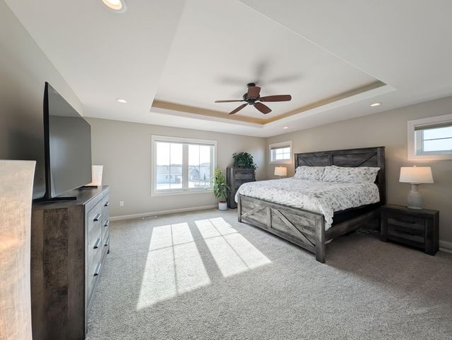 2858 RIVERS BEND Drive E, West Fargo, ND 58078