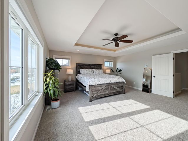 2858 RIVERS BEND Drive E, West Fargo, ND 58078