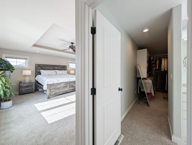 2858 RIVERS BEND Drive E, West Fargo, ND 58078