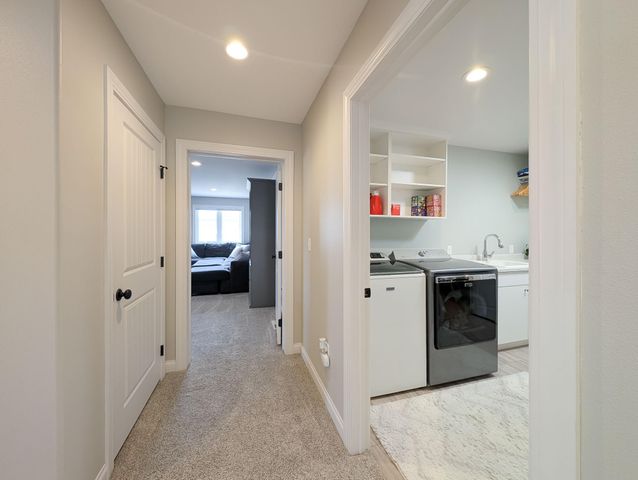 2858 RIVERS BEND Drive E, West Fargo, ND 58078