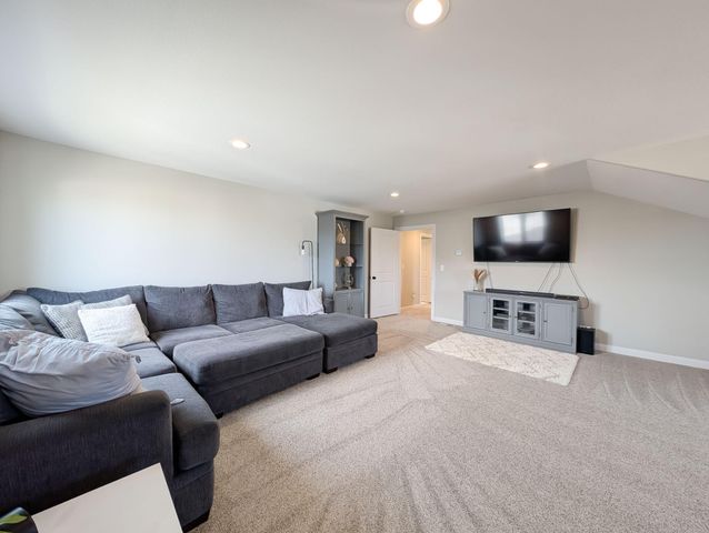 2858 RIVERS BEND Drive E, West Fargo, ND 58078