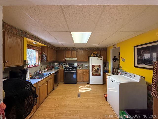 18021 S 71st West Avenue, Mounds, OK 74047