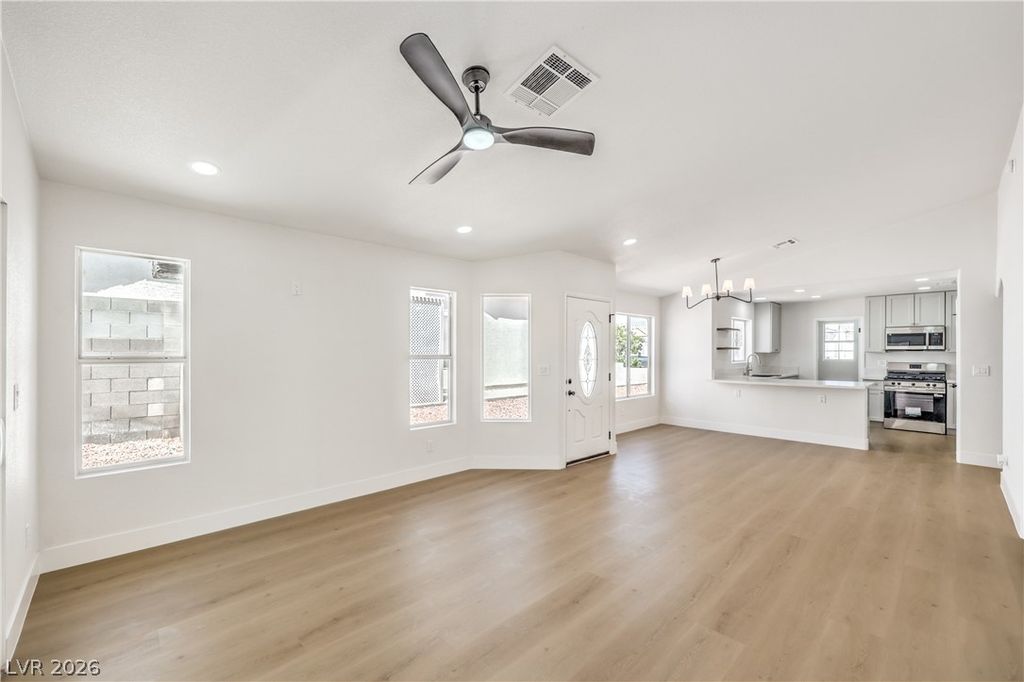 7313 Wandering Street, Las Vegas, NV 89131 — photo 5