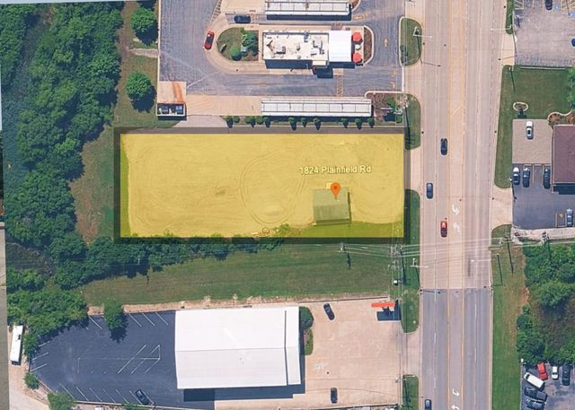 1824 Plainfield Road, Crest Hill, IL 60403