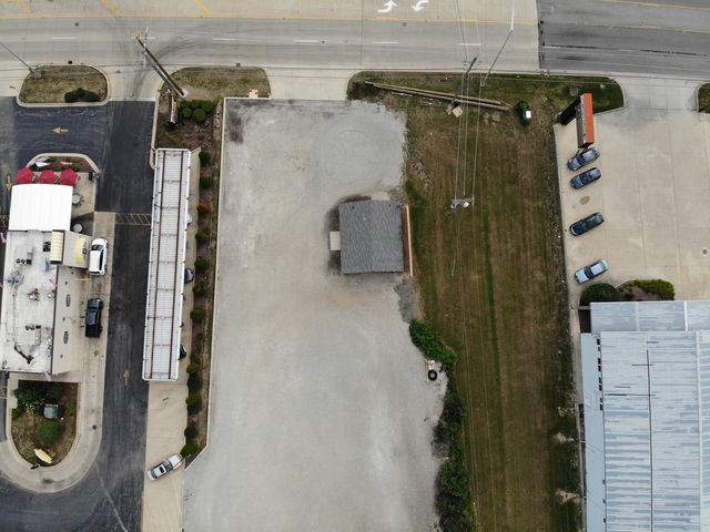 1824 Plainfield Road, Crest Hill, IL 60403