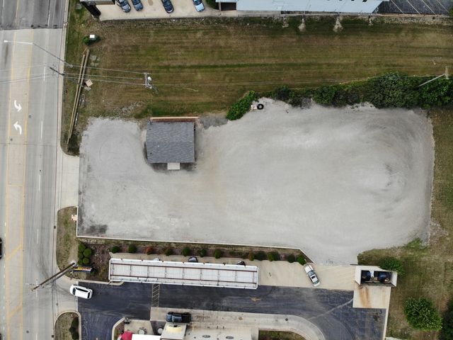 1824 Plainfield Road, Crest Hill, IL 60403