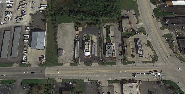 1824 Plainfield Road, Crest Hill, IL 60403