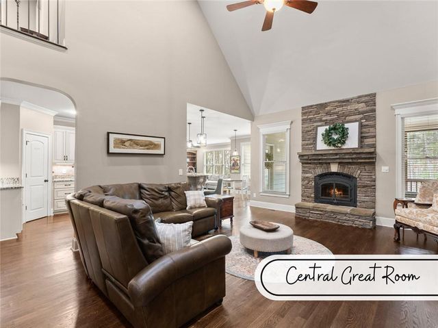 267 Chestnut Oak Lane, Dawsonville, GA 30534
