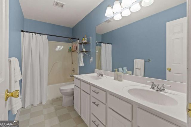 243 Ribbon Leaf View, Suwanee, GA 30024