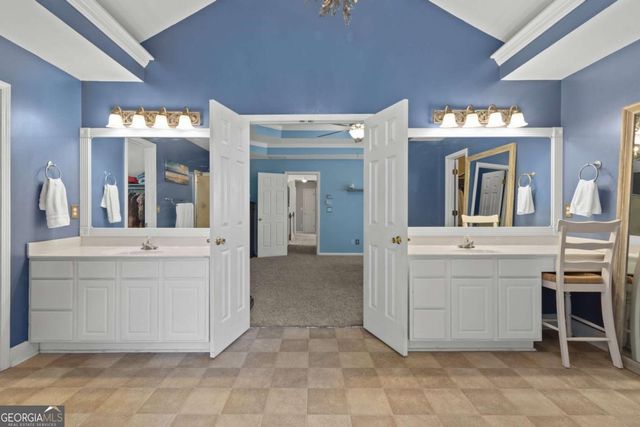 243 Ribbon Leaf View, Suwanee, GA 30024