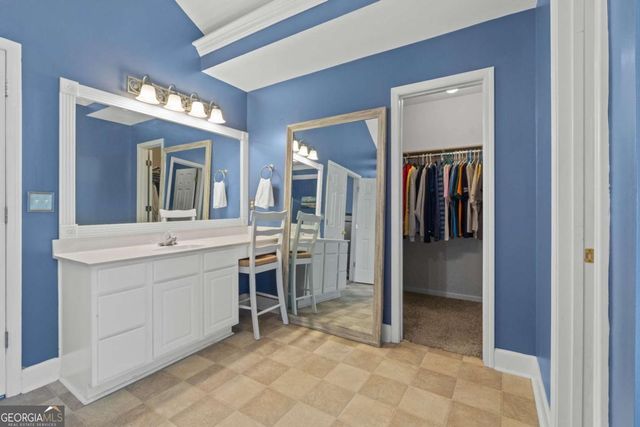 243 Ribbon Leaf View, Suwanee, GA 30024