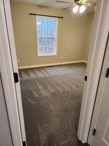 6730 Parwood Dr, Baxter, TN 38544