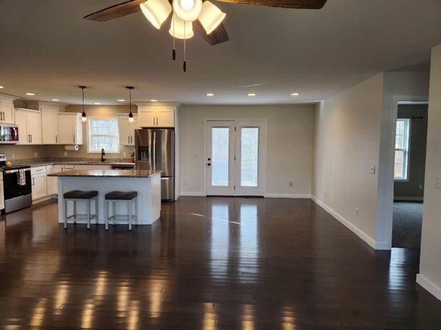 6730 Parwood Dr, Baxter, TN 38544