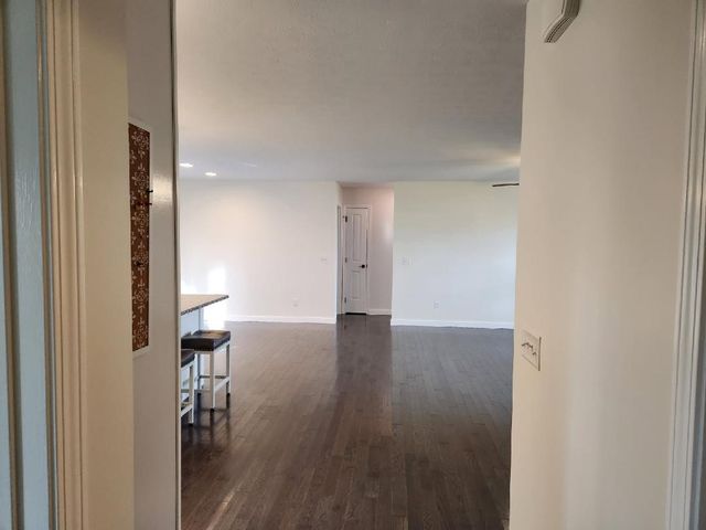 6730 Parwood Dr, Baxter, TN 38544