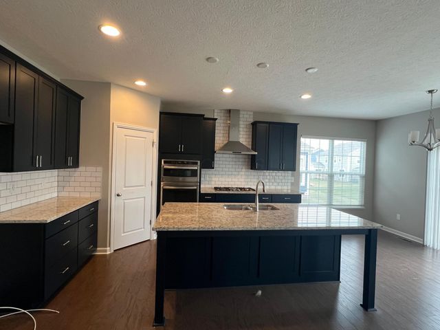 8579 Tupelo Way, Plain City, OH 43064