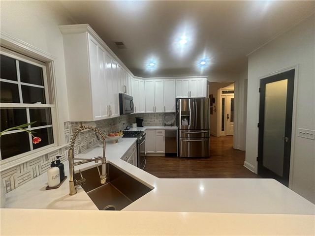 2672 Catawba NW Drive, Kennesaw, GA 30152