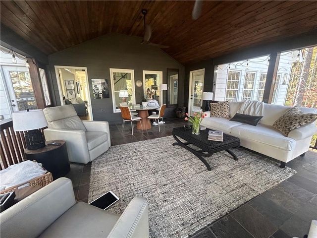 2672 Catawba NW Drive, Kennesaw, GA 30152