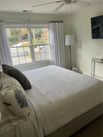 2672 Catawba NW Drive, Kennesaw, GA 30152