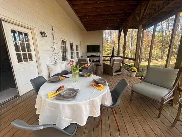 2672 Catawba NW Drive, Kennesaw, GA 30152