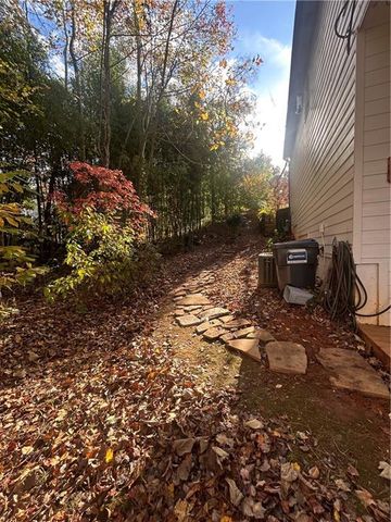 2672 Catawba NW Drive, Kennesaw, GA 30152