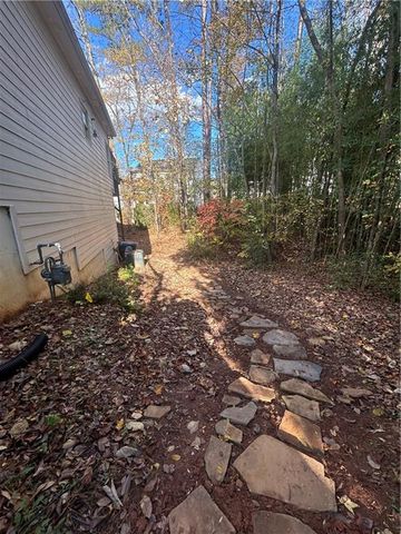 2672 Catawba NW Drive, Kennesaw, GA 30152