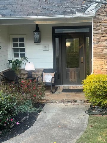 2672 Catawba NW Drive, Kennesaw, GA 30152