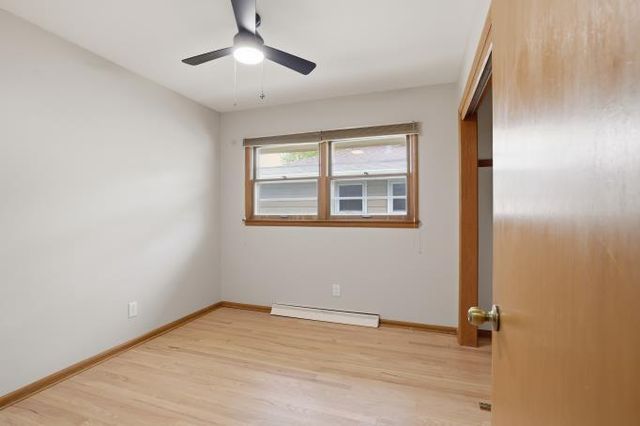 10915 W Harvard LANE, Wauwatosa, WI 53226