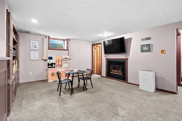 155 Holmdene Boulevard, Grand Rapids, MI 49503