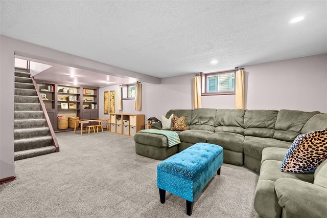 155 Holmdene Boulevard, Grand Rapids, MI 49503