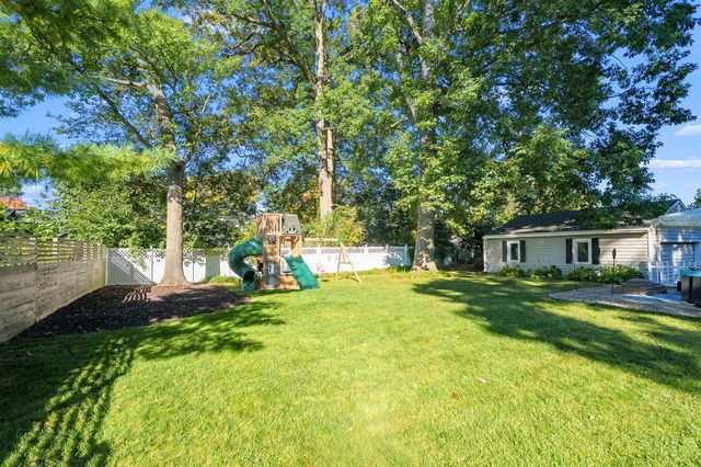 155 Holmdene Boulevard, Grand Rapids, MI 49503