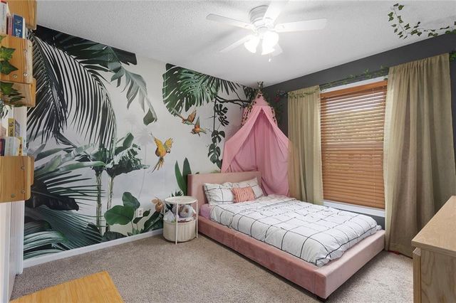 7210 NE 70th Street, Kansas City, MO 64119