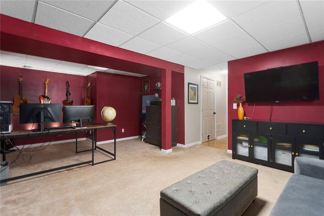 7210 NE 70th Street, Kansas City, MO 64119