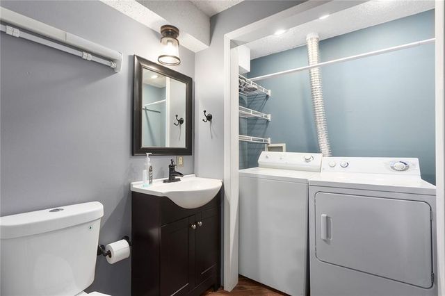 7210 NE 70th Street, Kansas City, MO 64119