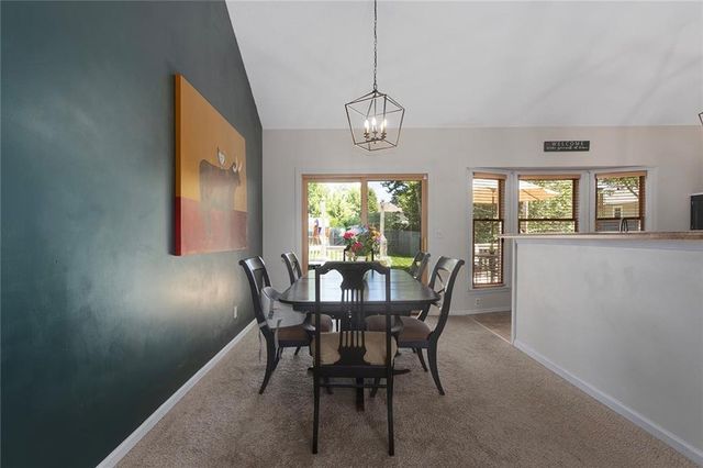 7210 NE 70th Street, Kansas City, MO 64119