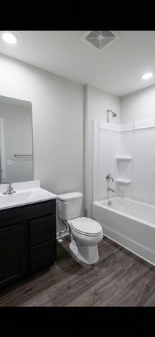 869 Knox Crest Dr, Lebanon, TN 37090