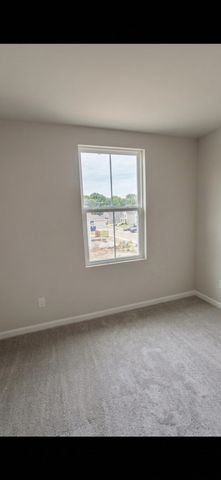 869 Knox Crest Dr, Lebanon, TN 37090