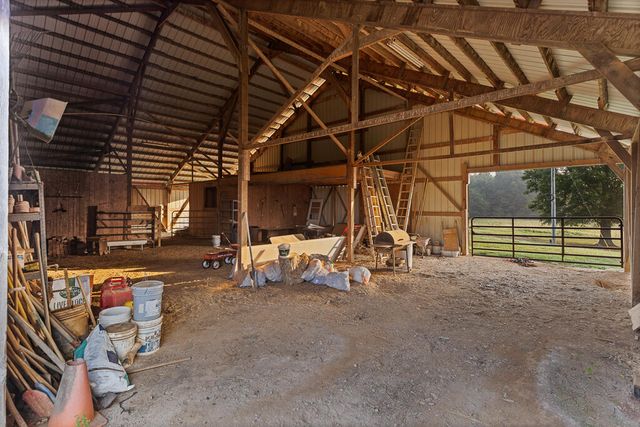 559 White Road SE, Old Fort, TN 37362