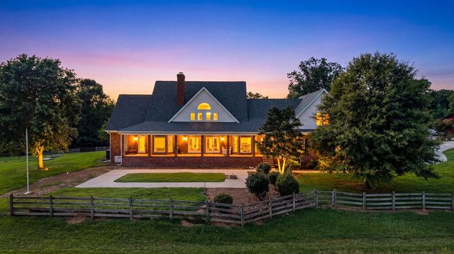 559 White Road SE, Old Fort, TN 37362