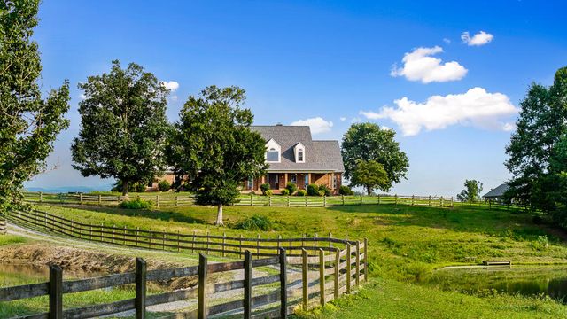 559 White Road SE, Old Fort, TN 37362
