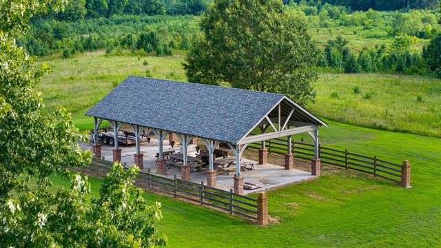 559 White Road SE, Old Fort, TN 37362