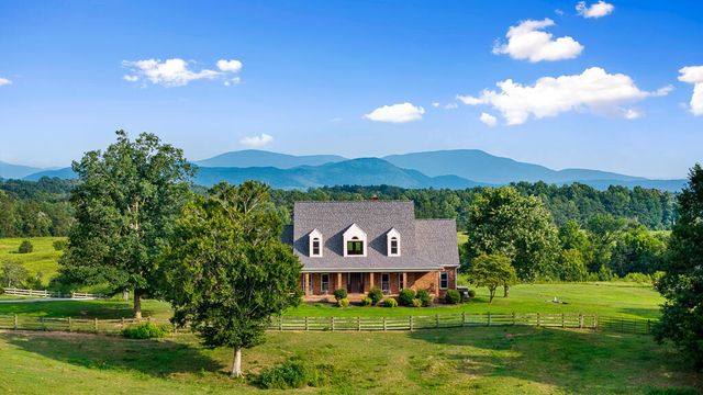 559 White Road SE, Old Fort, TN 37362